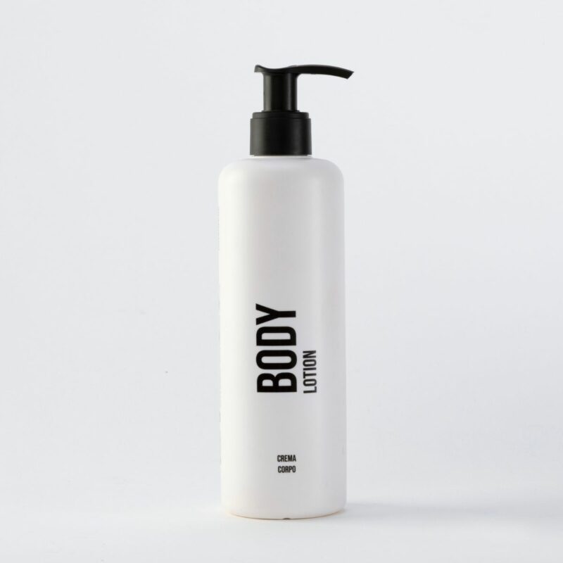 LINEA CORTESIA HOTEL SKY 300 body lotion